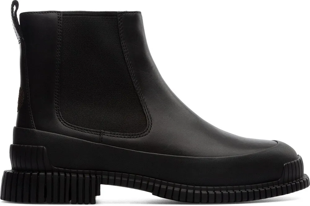 Chelsea Camper boots, black