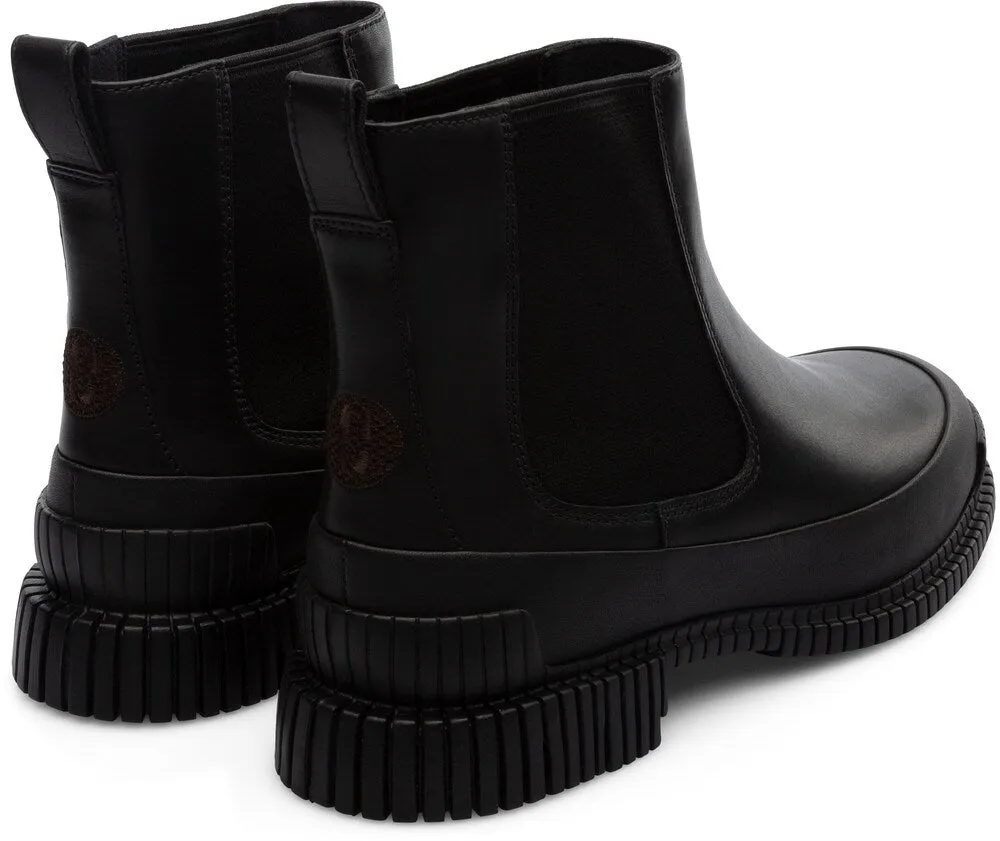 Chelsea Camper boots, black