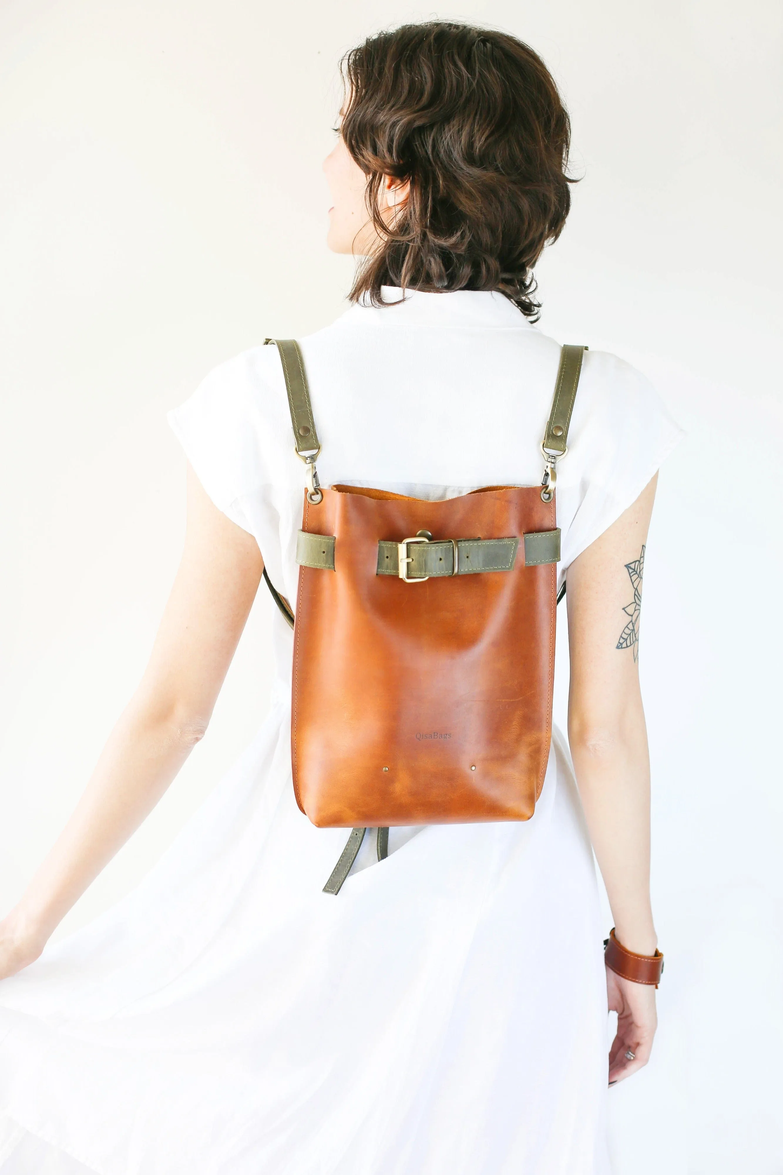 Cognac Brown Leather Bag w/Green