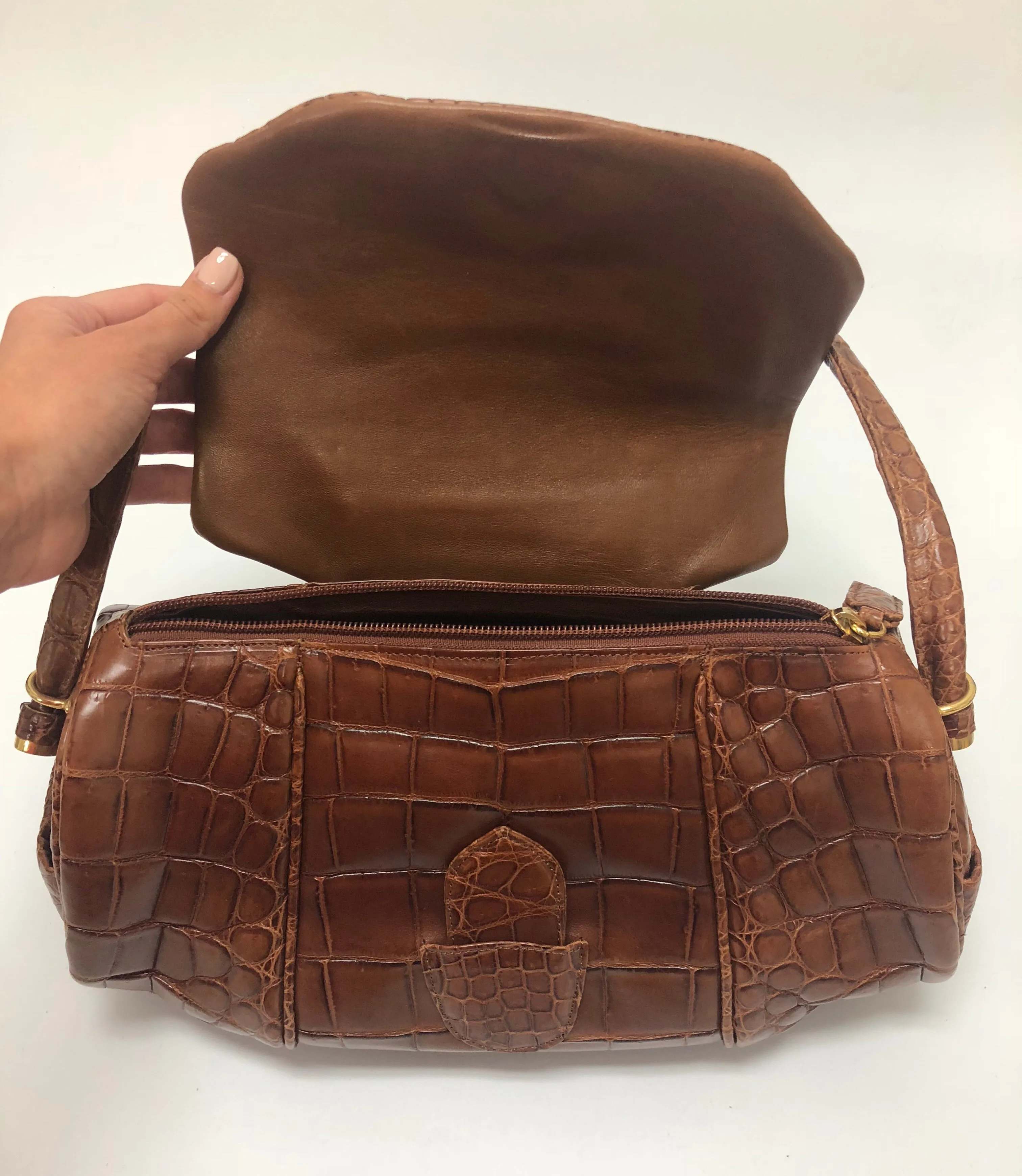 Giorgio’s of Palm Beach Brown Alligator Purse