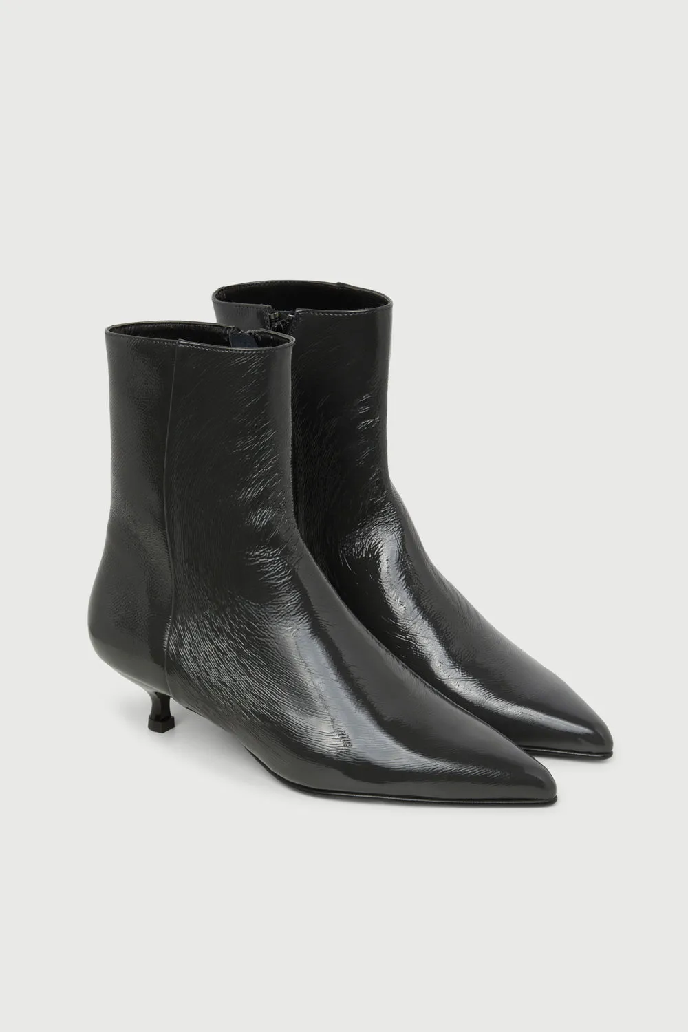 Paula Ankle Boots in Grey Patent Leather