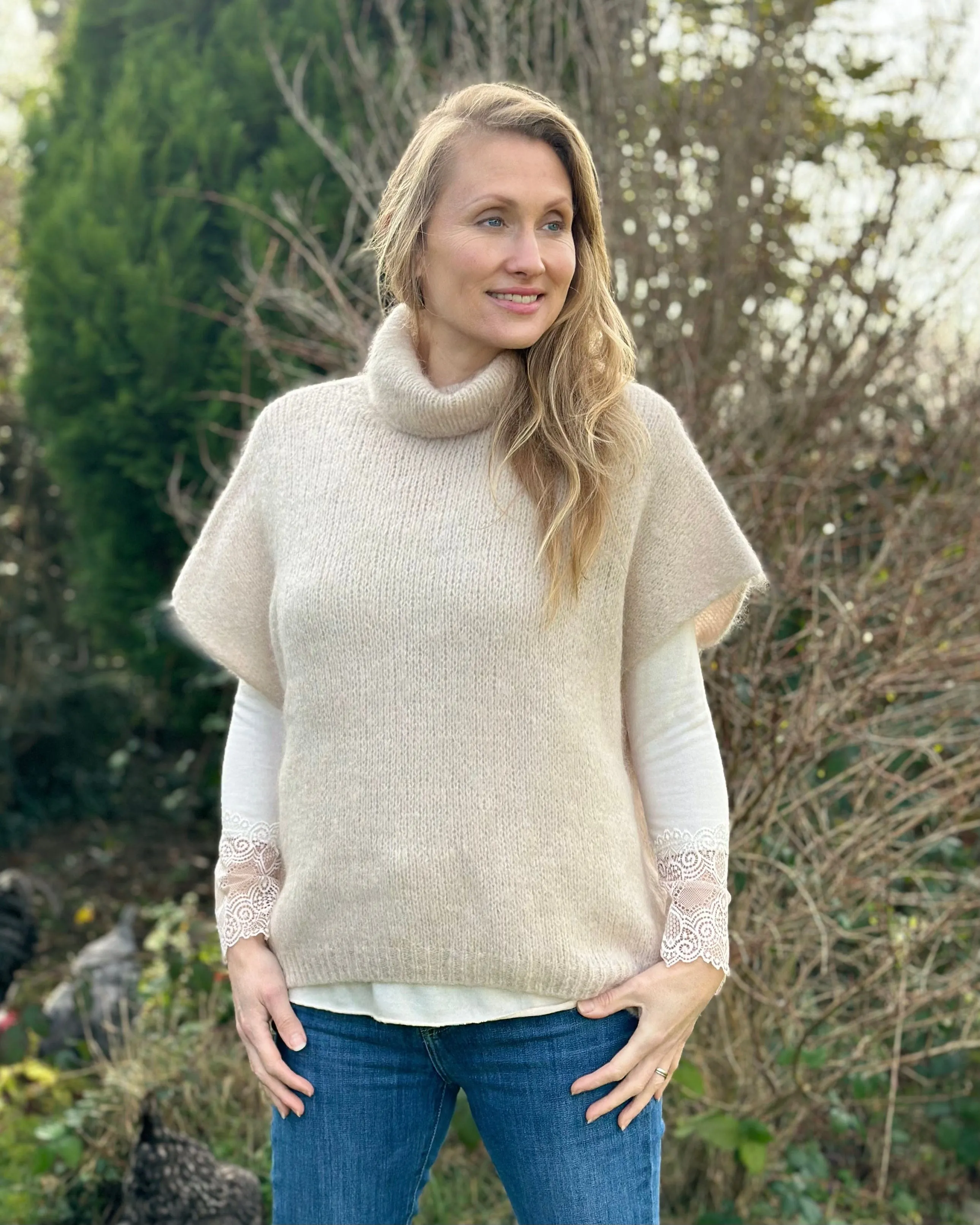 Roll Neck Mohair Tank Top - Oatmeal