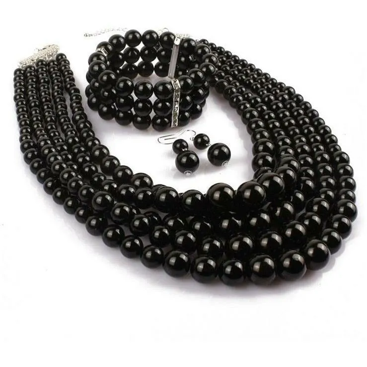 Sandra Multilayered Pearl Necklace Set