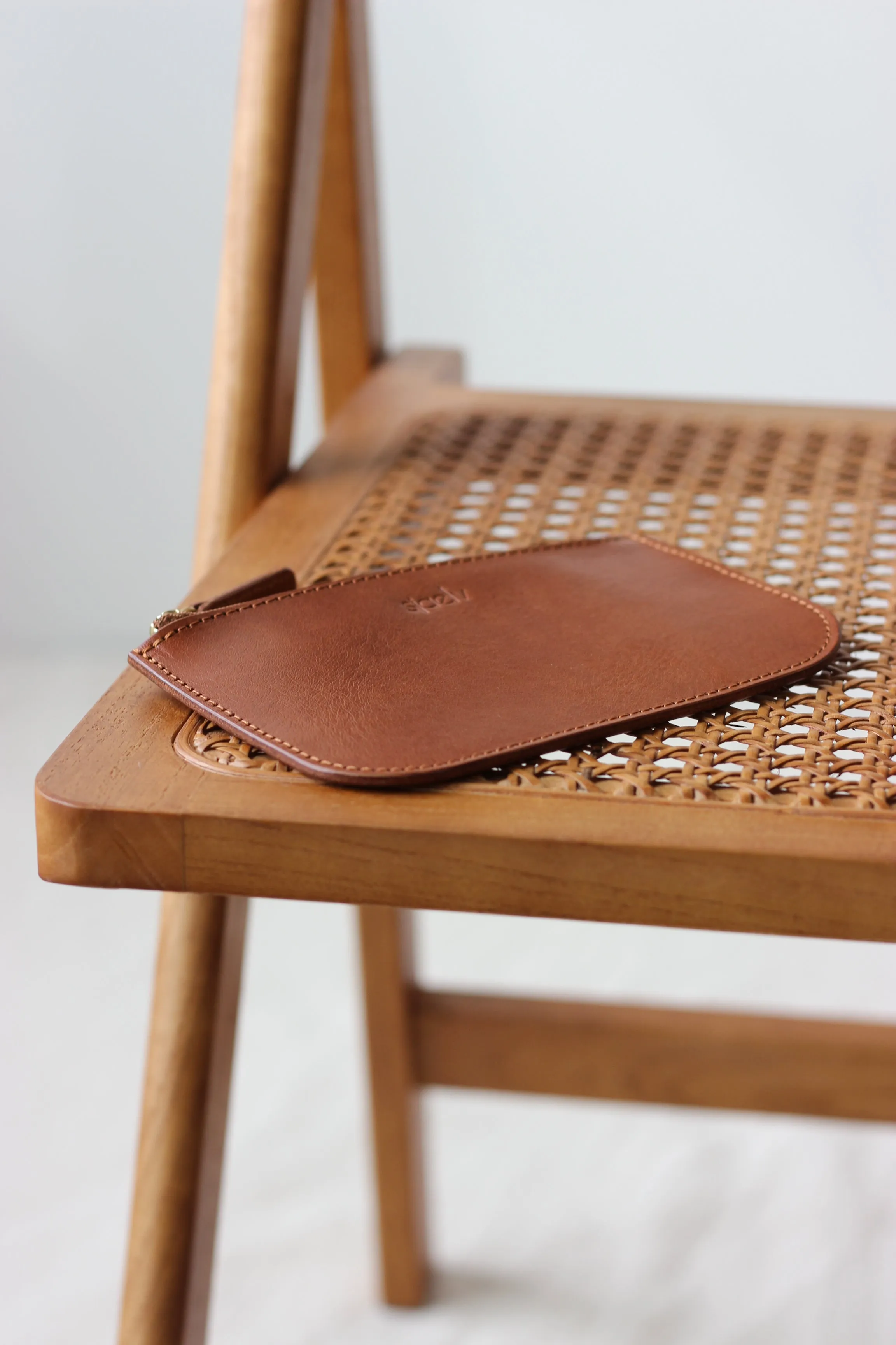 Soft Zip wallet brown